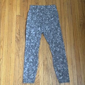 lululemon athletica Gray Snake Skin Patterned Leggings